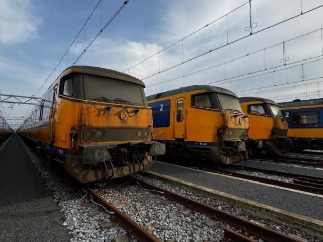 200 ICR passenger coaches for sale