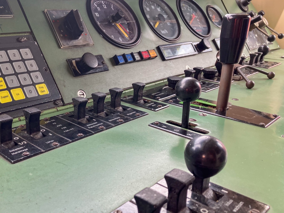 DMU 628.4 coupled for sale – Bild 6