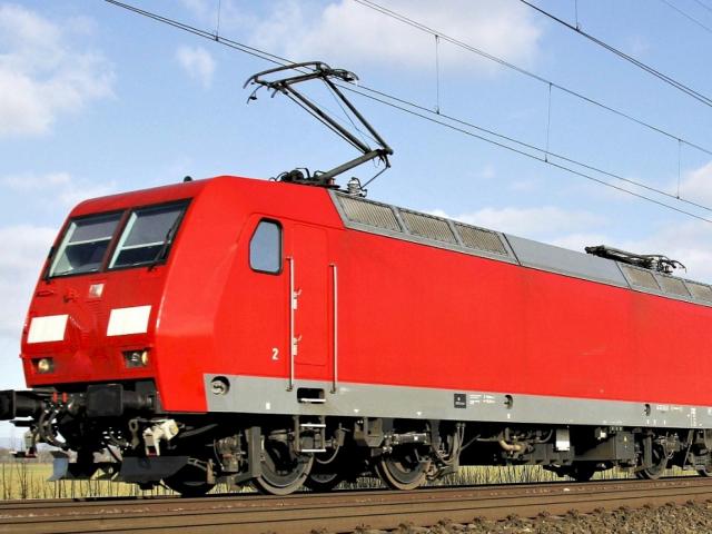 Electric locomotive E145 for 15 kV 16.7 Hz 4200 kW for sale