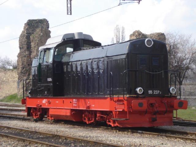 2 x Diesel Hydraulic locomotive LDH 1250 with full revision for sale – Bild 3